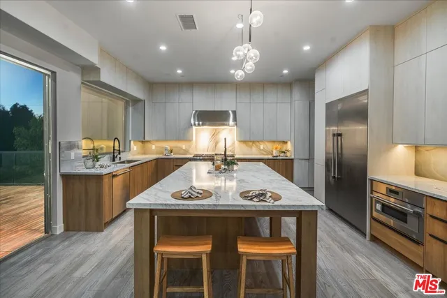 $5,377,000 | 5675 Calpine Drive, Malibu, CA 90265