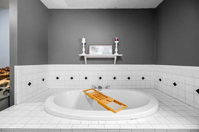 $379,000 | 46 Dutton Road, Hardwick, VT 05843