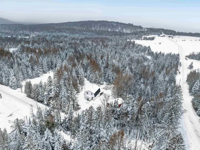 $379,000 | 46 Dutton Road, Hardwick, VT 05843