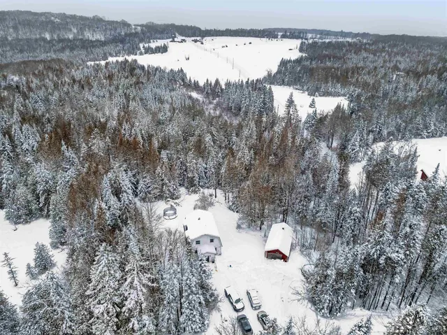 $379,000 | 46 Dutton Road, Hardwick, VT 05843