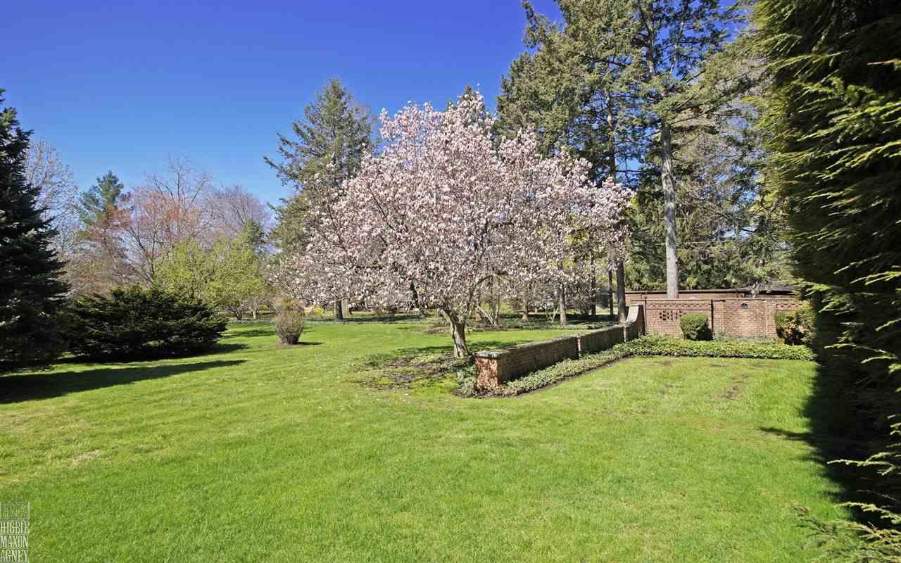 55 South Deeplands Road Grosse Pointe Shores, MI 48236 - Photo 19 of 30