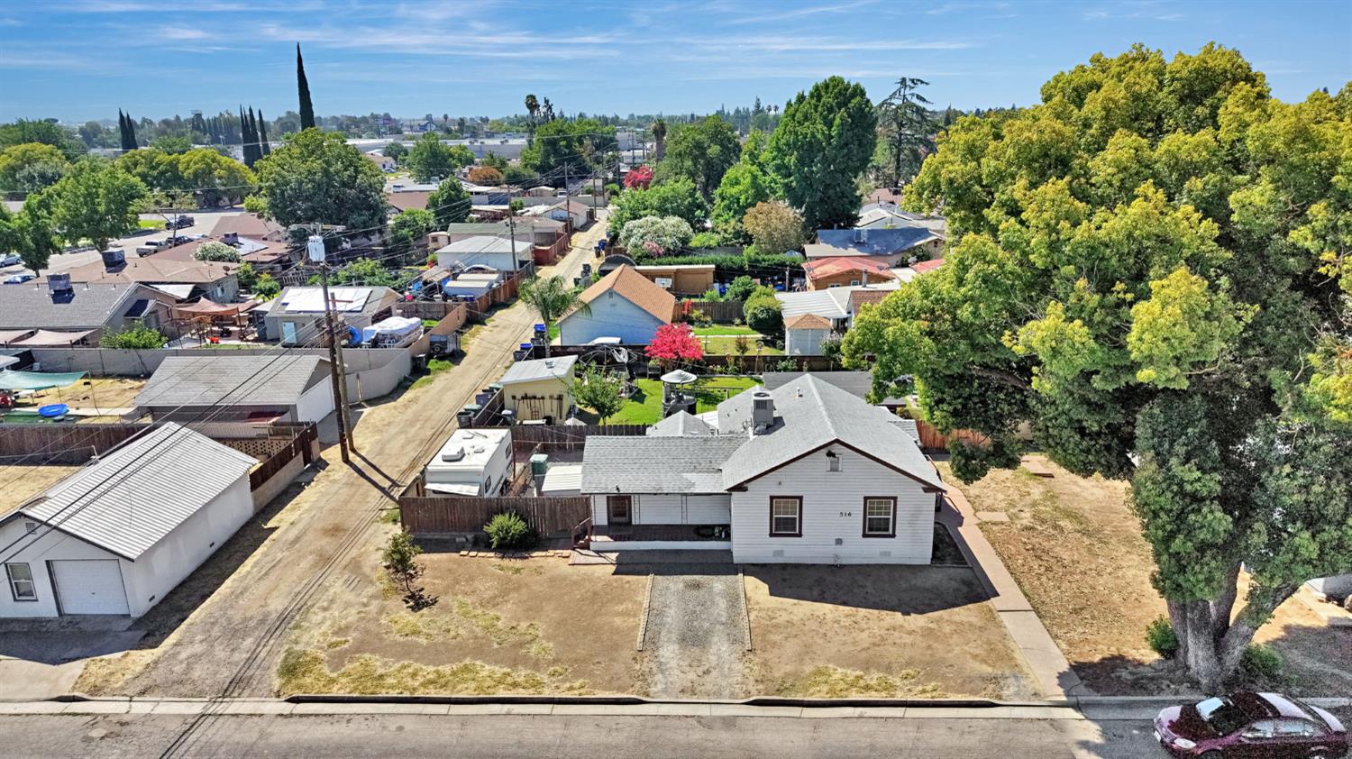 516 West 7th Street Madera, CA 93637 - Photo 28 of 34