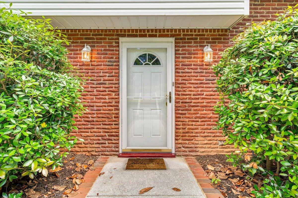5920 Brahma Road Roanoke, VA 24018 - Photo 3 of 77 003-MIB08334