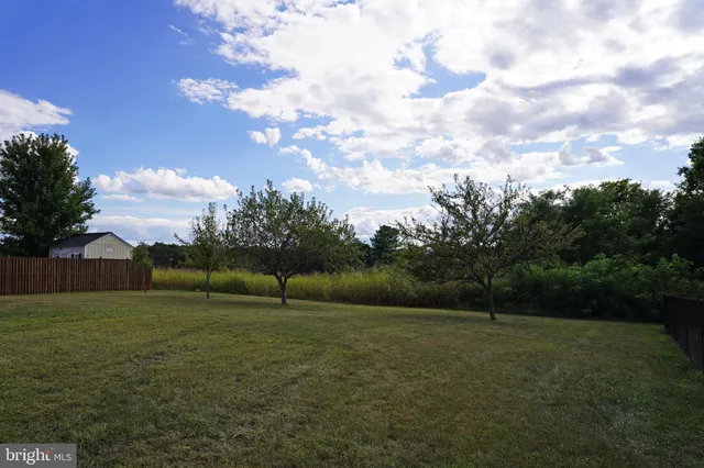 $2,200 | 92 Embassy Court, Martinsburg, WV 25405