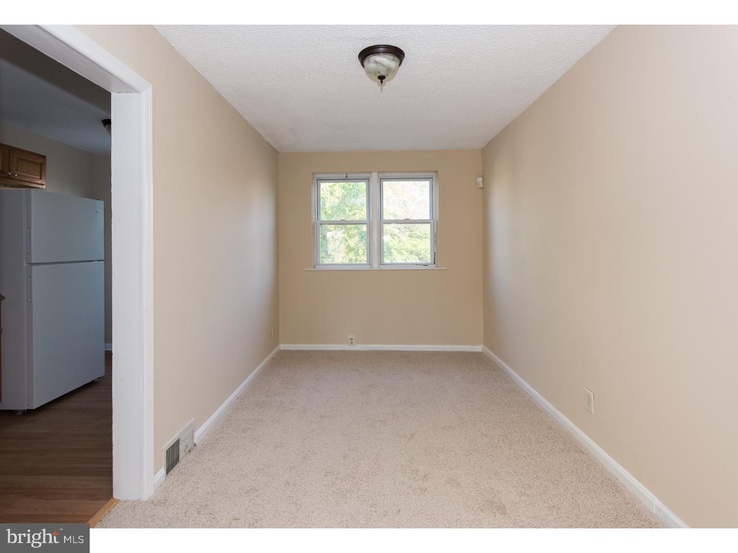 1315 Vernon Road Philadelphia, PA 19150 - Photo 3 of 14 Dining Room