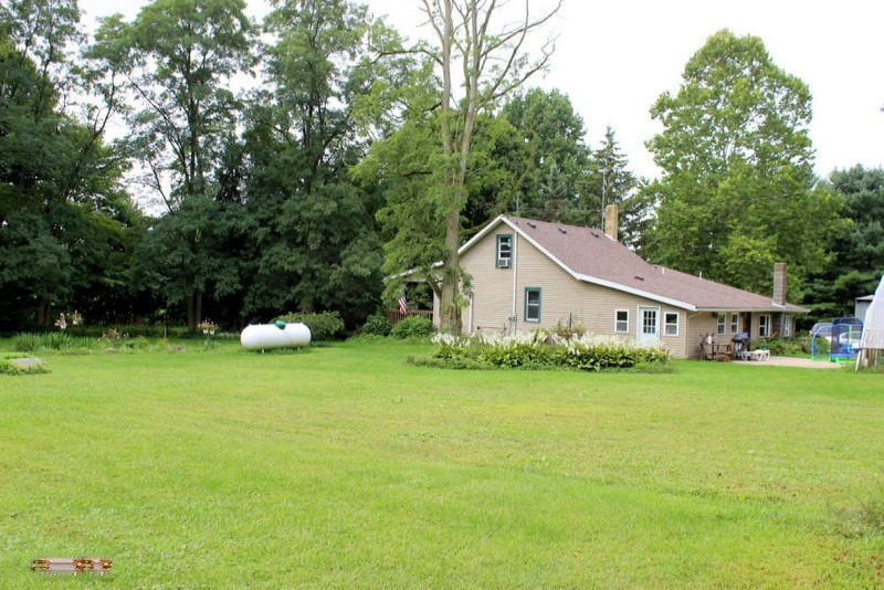 972 Moore Road Tekonsha, MI 49092 - Photo 1 of 40 41-IMG_3437