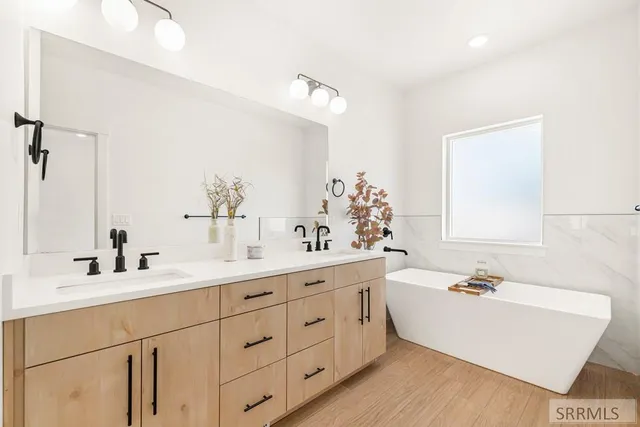 $1,795 | 1280 Bridgewater Court, Idaho Falls, ID 83402