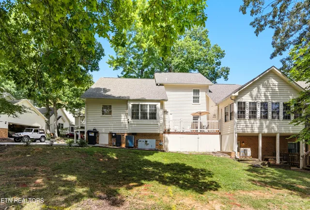 $369,900 | 1000 Harrogate Drive, Knoxville, TN 37923