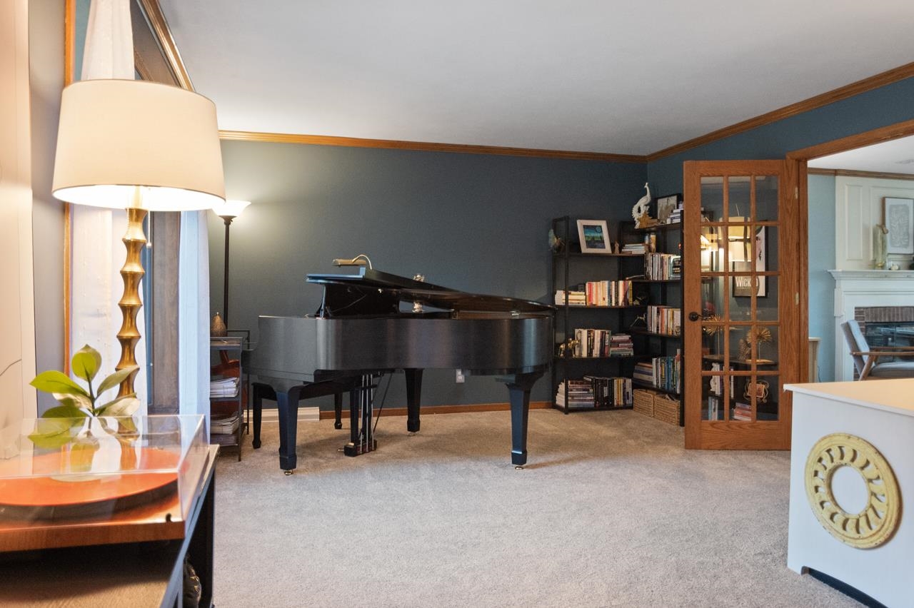 4551 Choctaw Trail Green Bay, WI 54313 - Photo 14 of 57