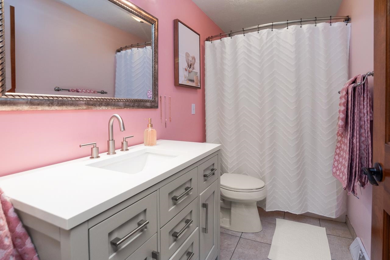 4551 Choctaw Trail Green Bay, WI 54313 - Photo 26 of 57