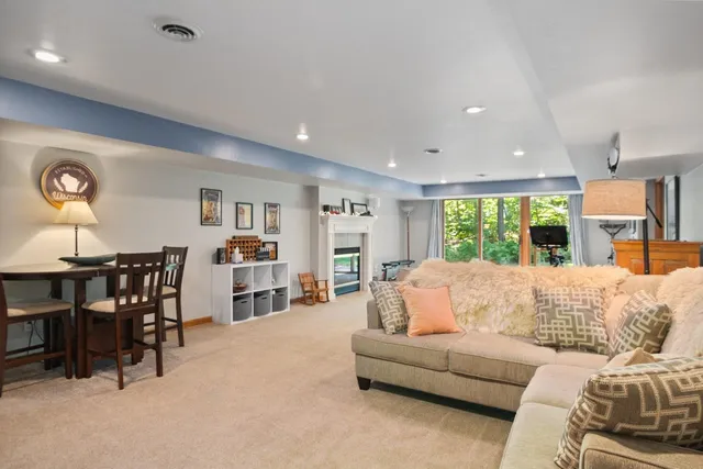 $649,000 | 4551 Choctaw Trail, Green Bay, WI 54313