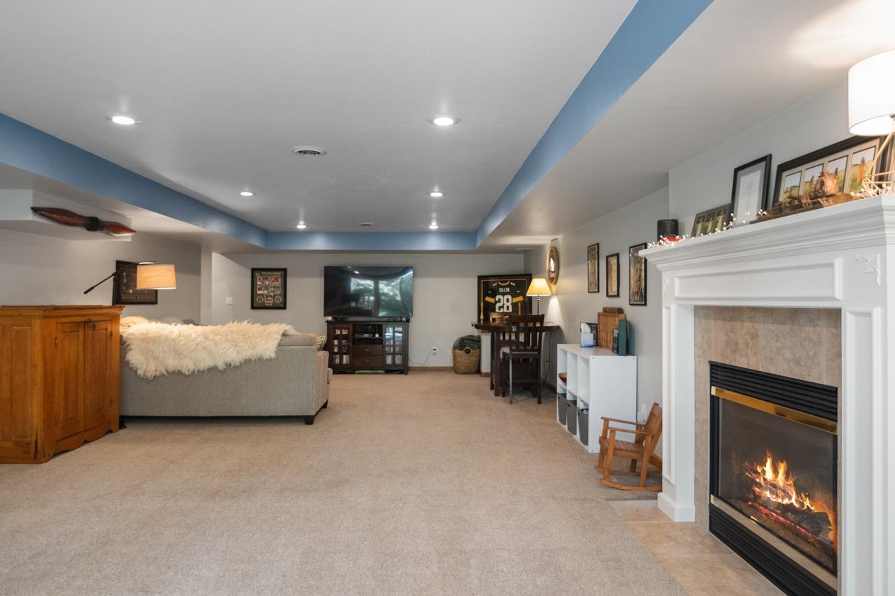 4551 Choctaw Trail Green Bay, WI 54313 - Photo 31 of 57