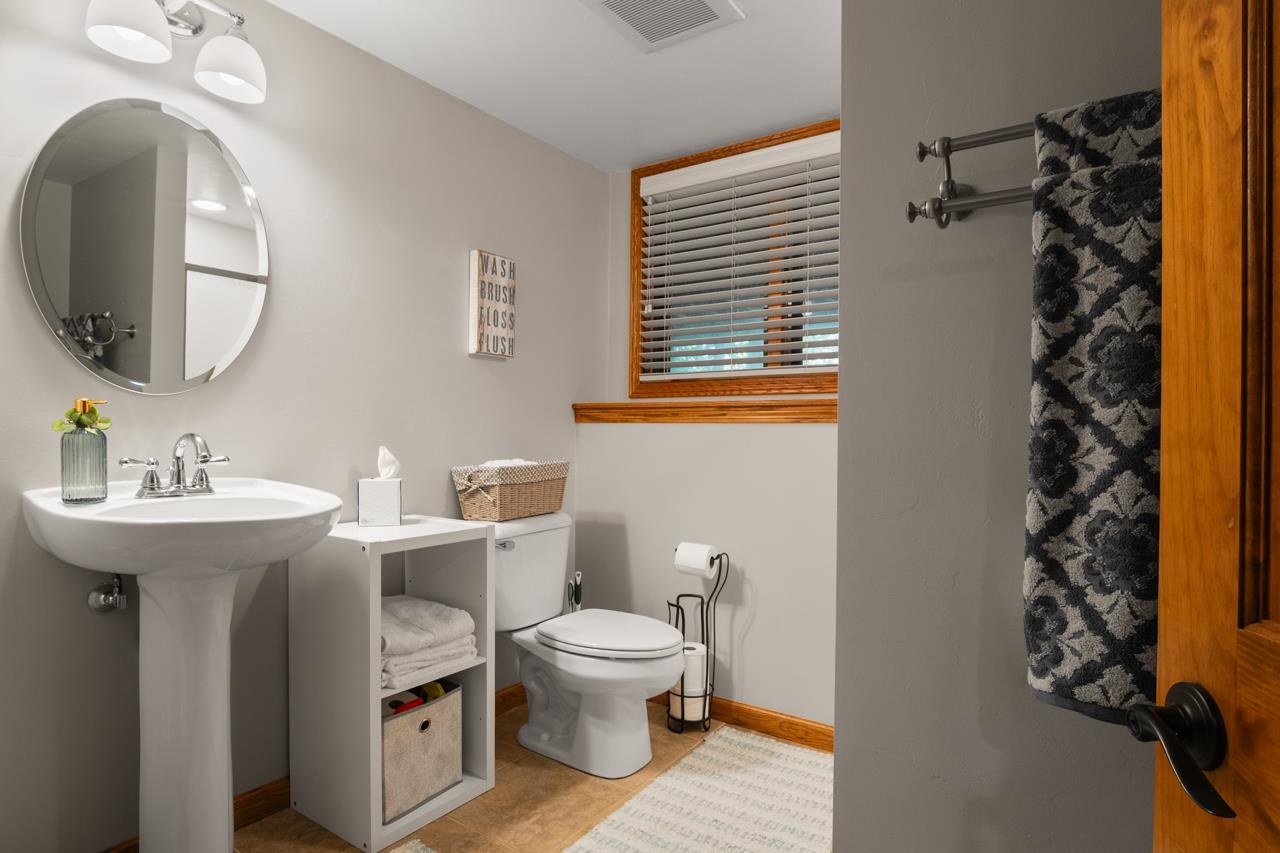 4551 Choctaw Trail Green Bay, WI 54313 - Photo 34 of 57