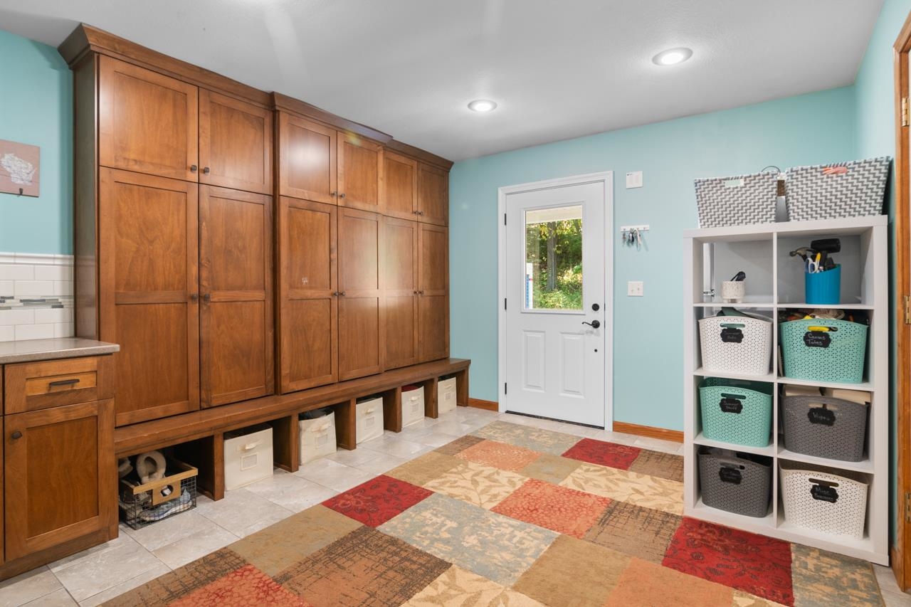 4551 Choctaw Trail Green Bay, WI 54313 - Photo 36 of 57