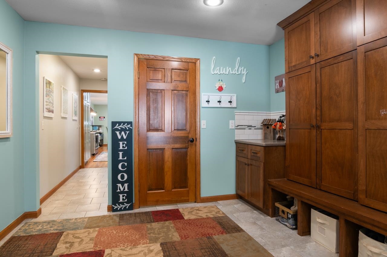 4551 Choctaw Trail Green Bay, WI 54313 - Photo 37 of 57