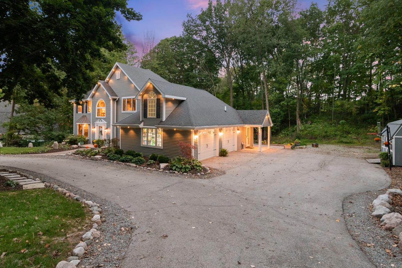 4551 Choctaw Trail Green Bay, WI 54313 - Photo 51 of 57