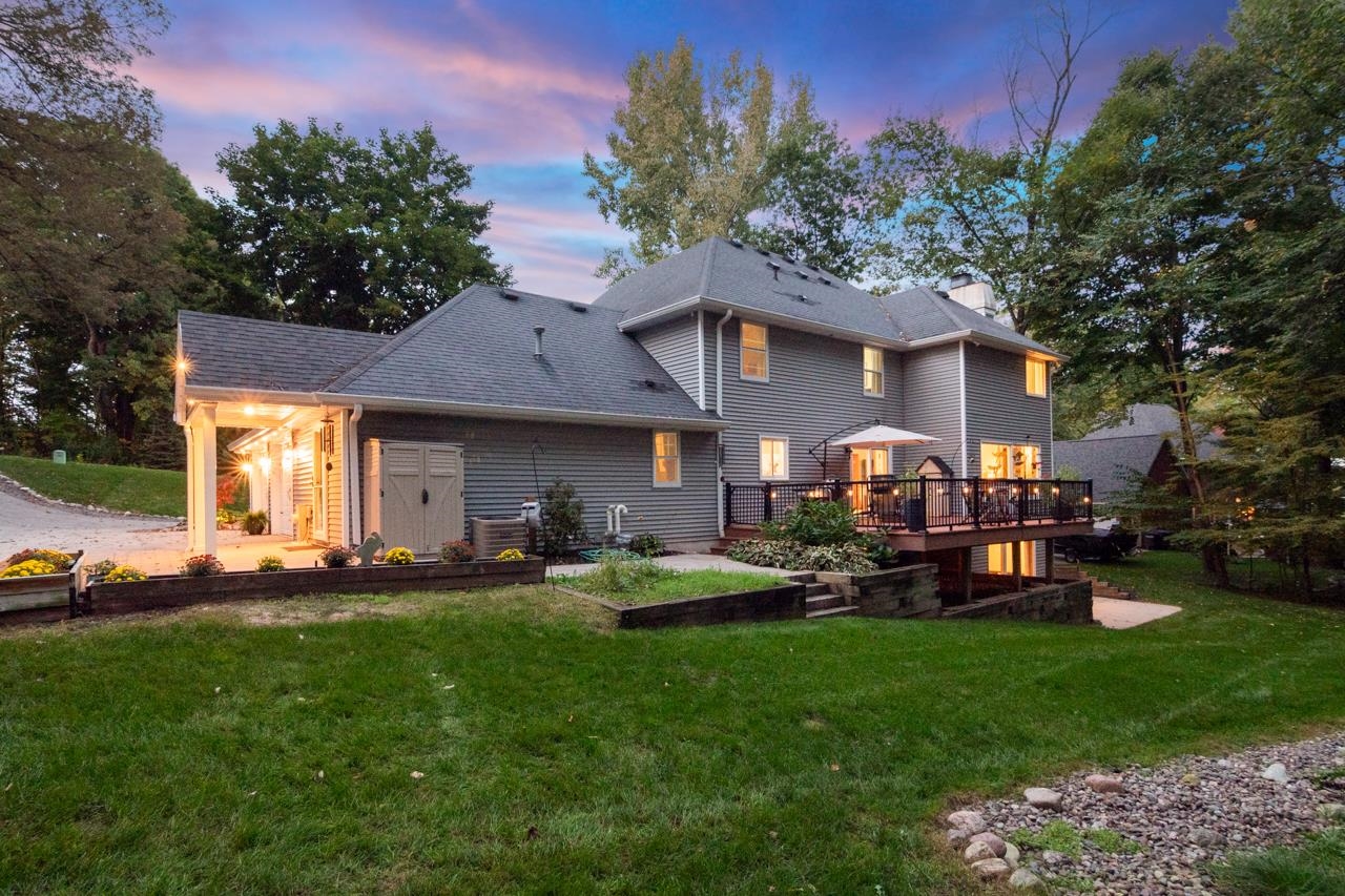 4551 Choctaw Trail Green Bay, WI 54313 - Photo 52 of 57