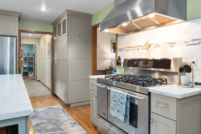 $649,000 | 4551 Choctaw Trail, Green Bay, WI 54313