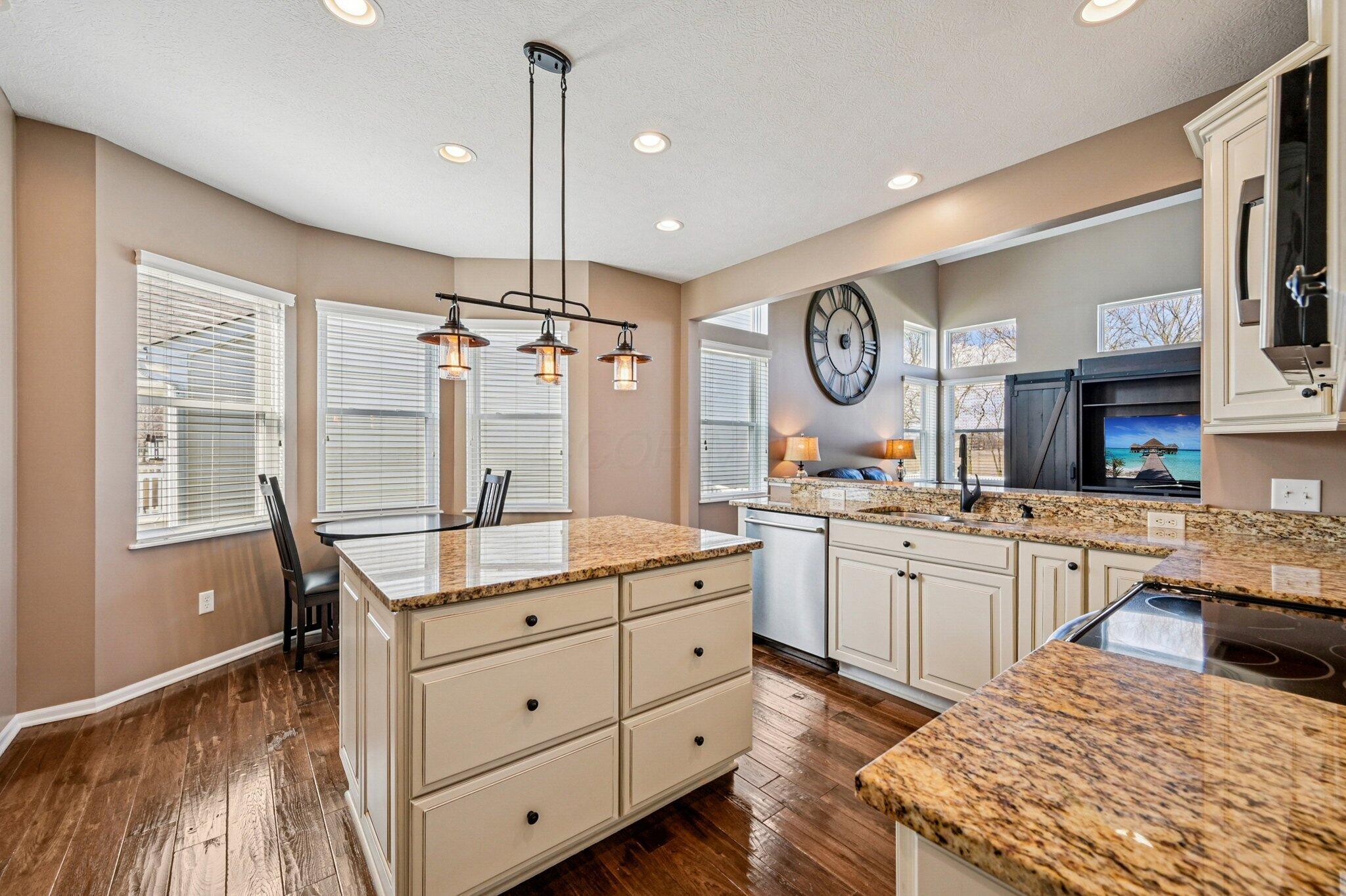 5954 Myrick Road Dublin, OH 43016 - Photo 17 of 66 Kitchen