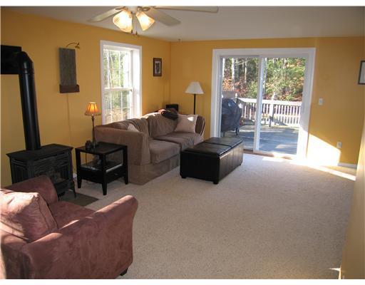 340 Mt Hunger Shore Road Raymond, ME 04071 - Photo 5 of 13 Living Room.