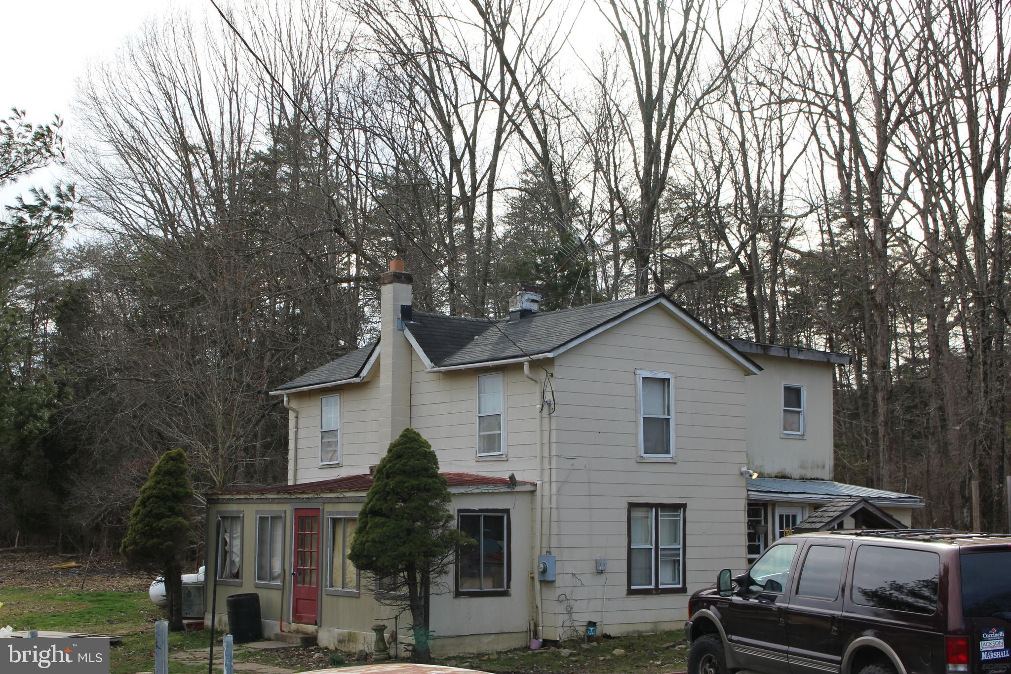 9078 Foulks Road Catlett, VA 20119 - Photo 1 of 2 Main Farmhouse