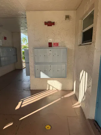 $1,600 | 725 Lori Drive, Unit 107, Palm Springs, FL 33461