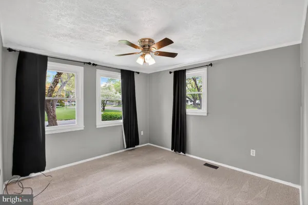 $300,000 | 9773 Emerald Lane, Newburg, MD 20664