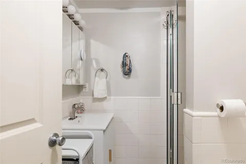 $795,000 | 210 South Emerson Street, Denver, CO 80209