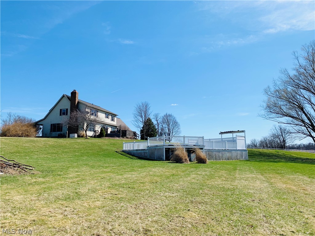 9553 Yoder Road Southwest Sugarcreek, OH 44681 - Photo 31 of 35 Gallery Image 31
