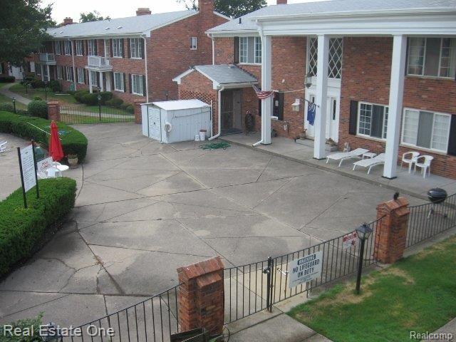 29348 Hoover Road Warren, MI 48093 - Photo 15 of 16 Pool Area