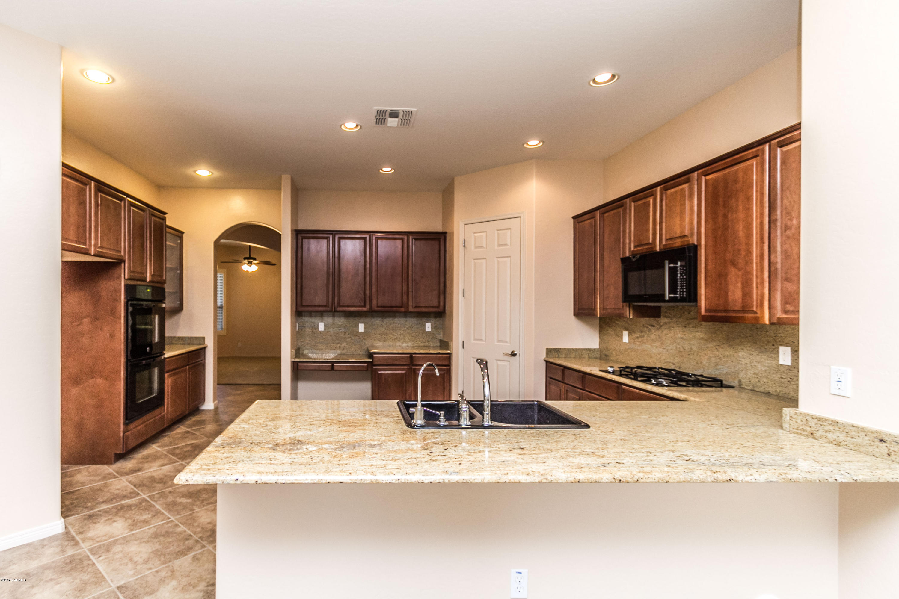 4621 East Reins Road Gilbert, AZ 85297 - Photo 13 of 34 4621 Reins Rd AZ-26