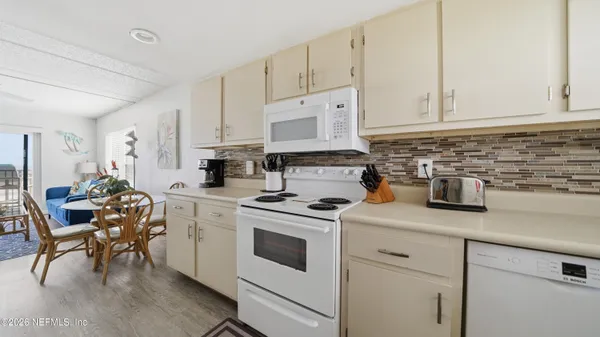 $249,990 | 2730 Ocean Shore Boulevard, Unit 4010, Ormond Beach, FL 32176