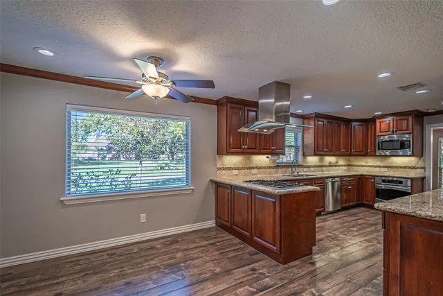 $6,975 | 17615 Swansbury Drive, Cypress, TX 77429