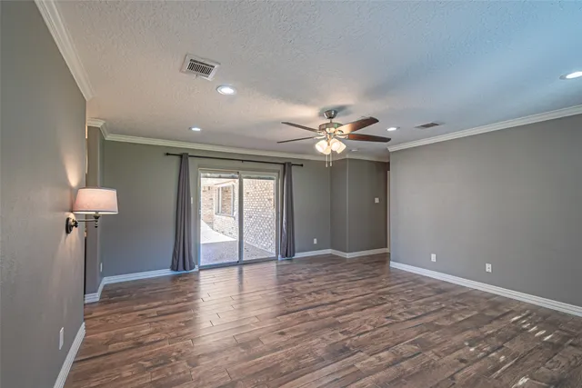 $6,975 | 17615 Swansbury Drive, Cypress, TX 77429