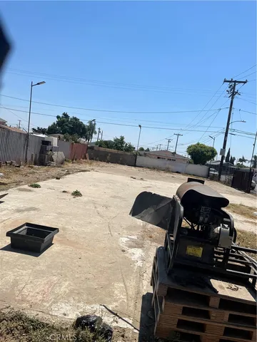 $395,000 | 1498 West Compton Boulevard, Compton, CA 90220