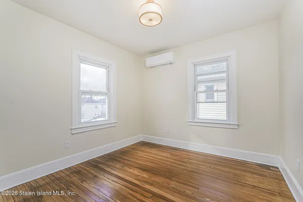 $885,000 | 332 Willowbrook Road | Westerleigh