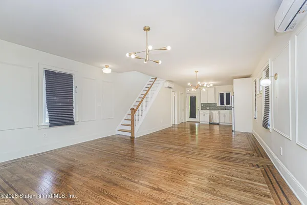 $885,000 | 332 Willowbrook Road | Westerleigh