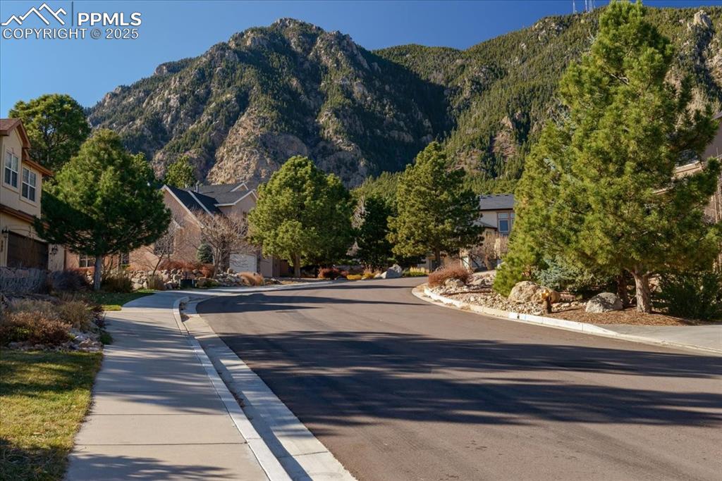 155 Balmoral Way Colorado Springs, CO 80906 - Photo 20 of 37