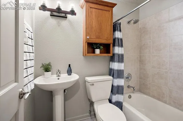 $1,045,000 | 155 Balmoral Way, Colorado Springs, CO 80906