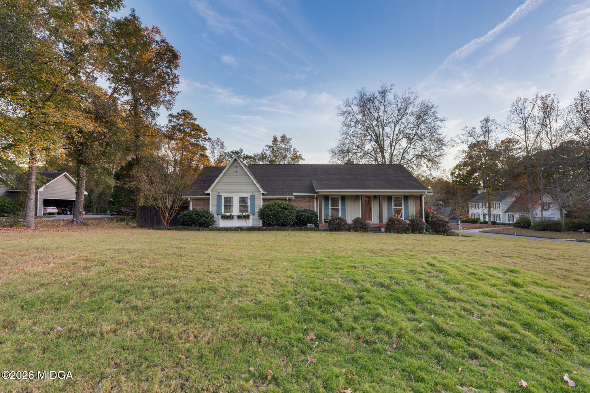 1-web-or-mls-251107_AbellVisuals_Signatu