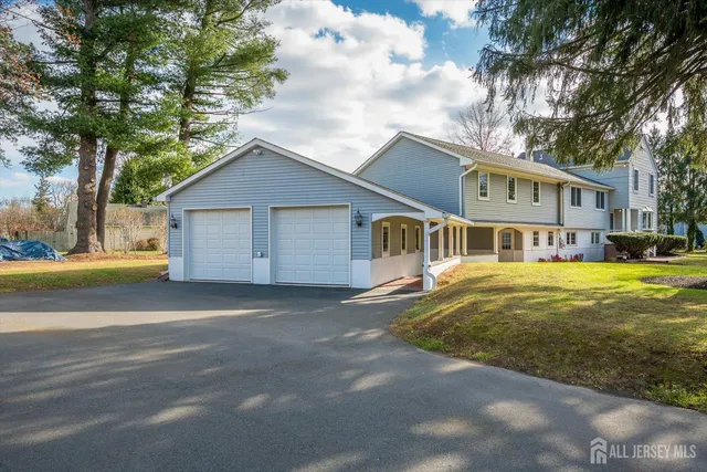 $1,095,000 | 34 Prospect Avenue, Plainsboro, NJ 08536