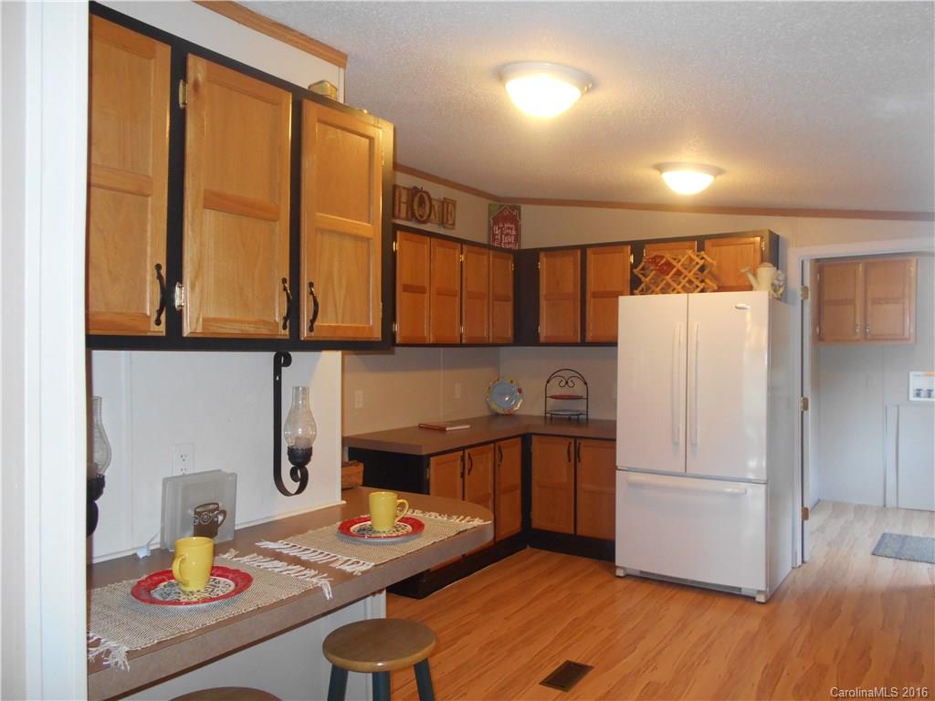 1040 East Fork Road Marshall, NC 28753 - Photo 12 of 24 Gallery Image 12