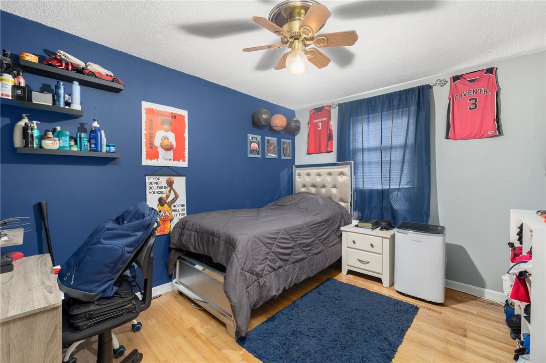 29 Longfellow Drive Coventry, RI 02816 - Photo 11 of 36