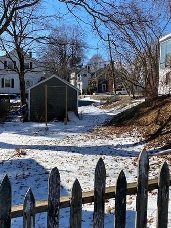 12 Reed Street Marblehead, MA 01945 - Photo 6 of 14 Gallery Image 6