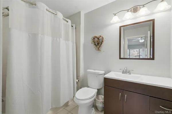 $329,000 | 209 Deer Ct Drive, Middletown, NY 10940