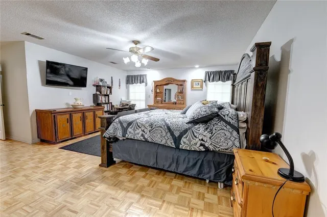 $370,000 | 232 Chateau Drive, Slidell, LA 70460