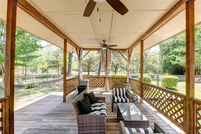 $370,000 | 232 Chateau Drive, Slidell, LA 70460