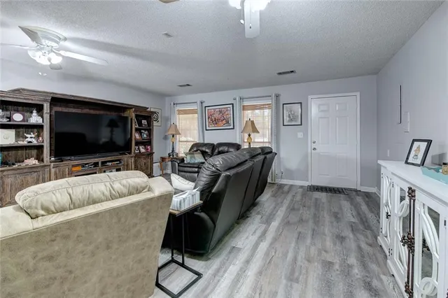 $370,000 | 232 Chateau Drive, Slidell, LA 70460