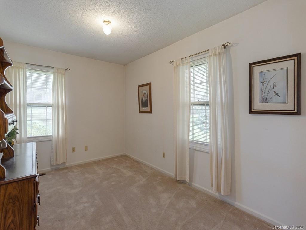 110 White Oak Road Arden, NC 28704 - Photo 10 of 14 Gallery Image 10