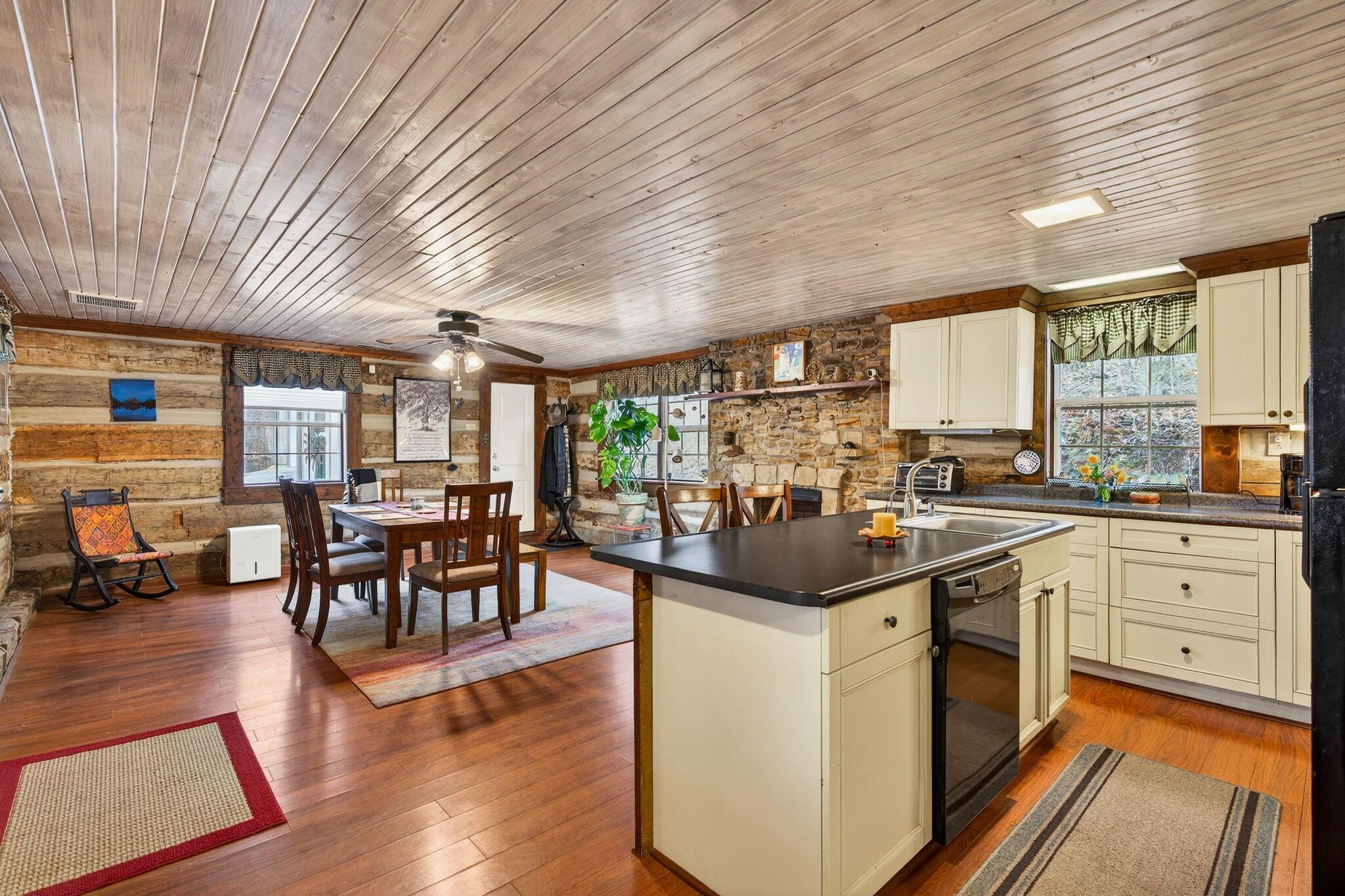 2261 Valley Chapel Road Jackson, OH 45640 - Photo 28 of 53 29. Kitchen 7